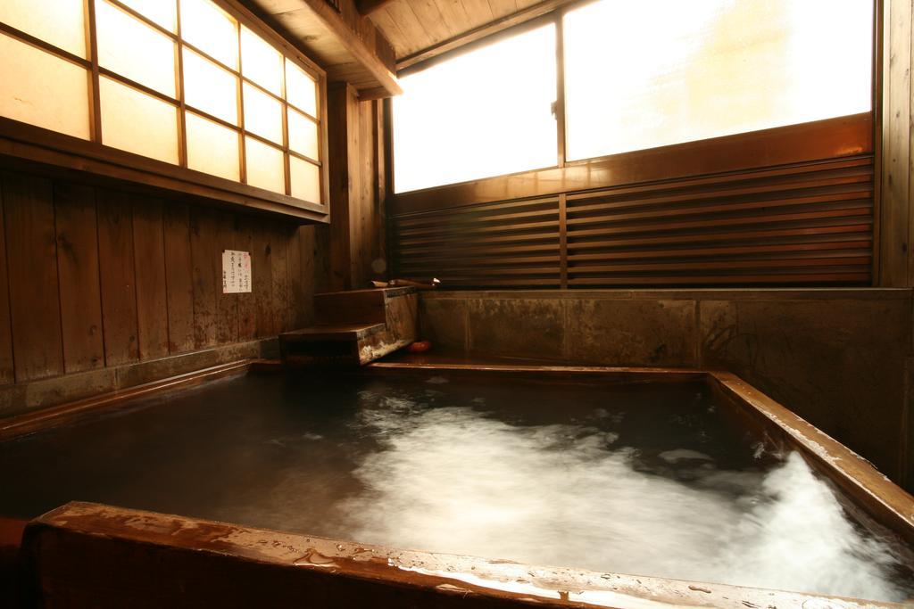 Отель Oyado Kurokawa Асо Экстерьер фото